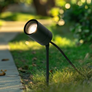 Spike spot dark green adjustable IP44 - Solo